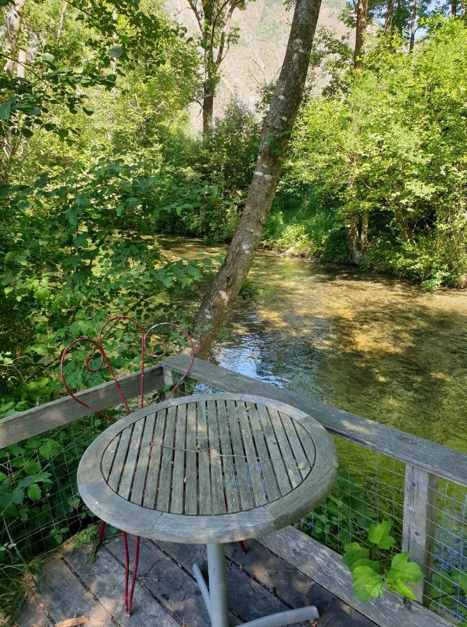 Whisperive Lodge - Le Vert Aux Bords De Rive Le Bourg-dʼOisans Exteriör bild